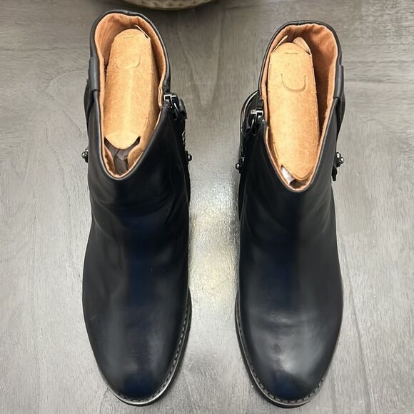 Franco Sarto Sandy Bootie - Picture 4 of 13